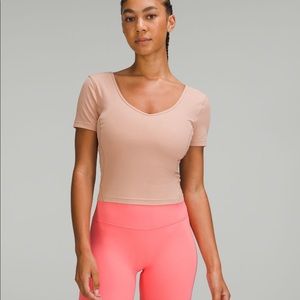 NWT Pink Clay align tee sz 10